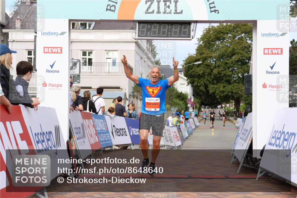 31.08.2025 - 21. Blankeneser Heldenlauf Strokosch-Dieckow http://msf.ph/oto/8648640 31.08.2025 09:47:21 Ziel 1107, 1153 meine-sportfotos.de