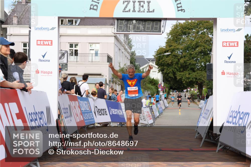 31.08.2025 - 21. Blankeneser Heldenlauf Strokosch-Dieckow http://msf.ph/oto/8648697 31.08.2025 09:47:21 Ziel 1107, 1153 meine-sportfotos.de