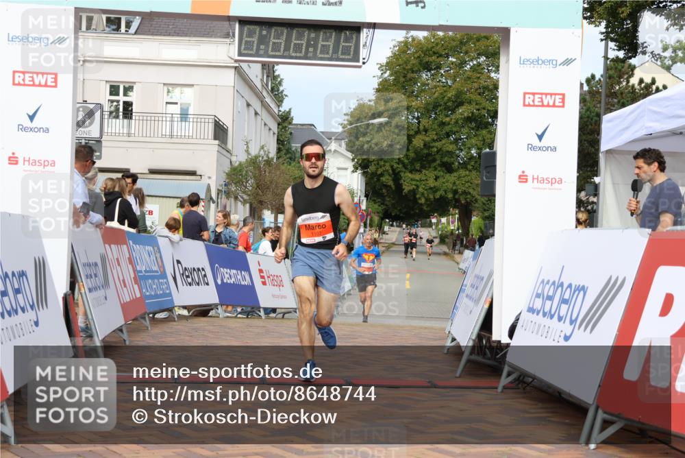 31.08.2025 - 21. Blankeneser Heldenlauf Strokosch-Dieckow http://msf.ph/oto/8648744 31.08.2025 09:47:17 Ziel 1116, 1107 meine-sportfotos.de