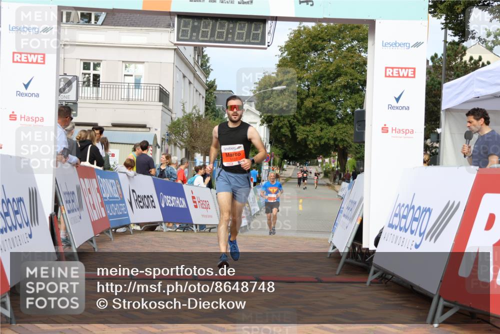 31.08.2025 - 21. Blankeneser Heldenlauf Strokosch-Dieckow http://msf.ph/oto/8648748 31.08.2025 09:47:17 Ziel 1116, 1107 meine-sportfotos.de