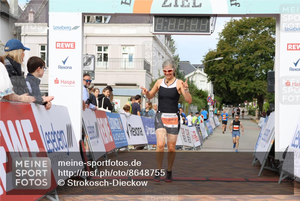 31.08.2025 - 21. Blankeneser Heldenlauf Strokosch-Dieckow http://msf.ph/oto/8648755 31.08.2025 09:47:11 Ziel 1007, 1116 meine-sportfotos.de