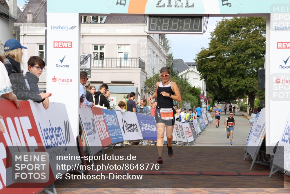 31.08.2025 - 21. Blankeneser Heldenlauf Strokosch-Dieckow http://msf.ph/oto/8648776 31.08.2025 09:47:11 Ziel 1007, 1116 meine-sportfotos.de