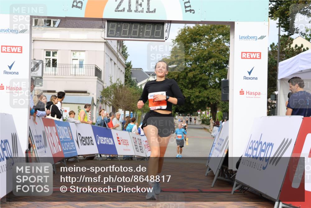 31.08.2025 - 21. Blankeneser Heldenlauf Strokosch-Dieckow http://msf.ph/oto/8648817 31.08.2025 09:47:01 Ziel 1114, 1029, 1002 meine-sportfotos.de