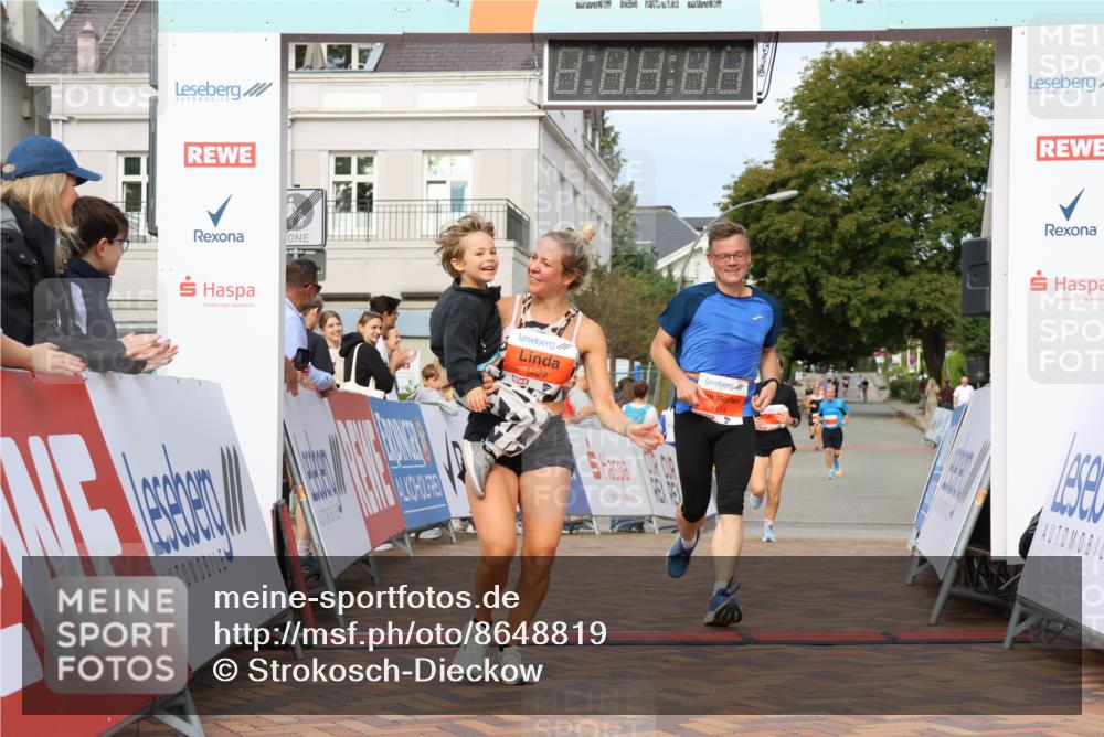 31.08.2025 - 21. Blankeneser Heldenlauf Strokosch-Dieckow http://msf.ph/oto/8648819 31.08.2025 09:46:58 Ziel 1114, 1029, 1002 meine-sportfotos.de