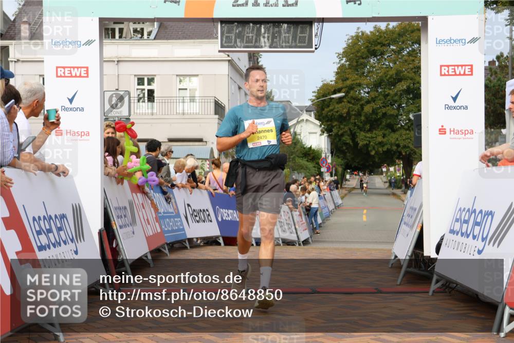 31.08.2025 - 21. Blankeneser Heldenlauf Strokosch-Dieckow http://msf.ph/oto/8648850 31.08.2025 10:16:36 Ziel 2745, 2470 meine-sportfotos.de