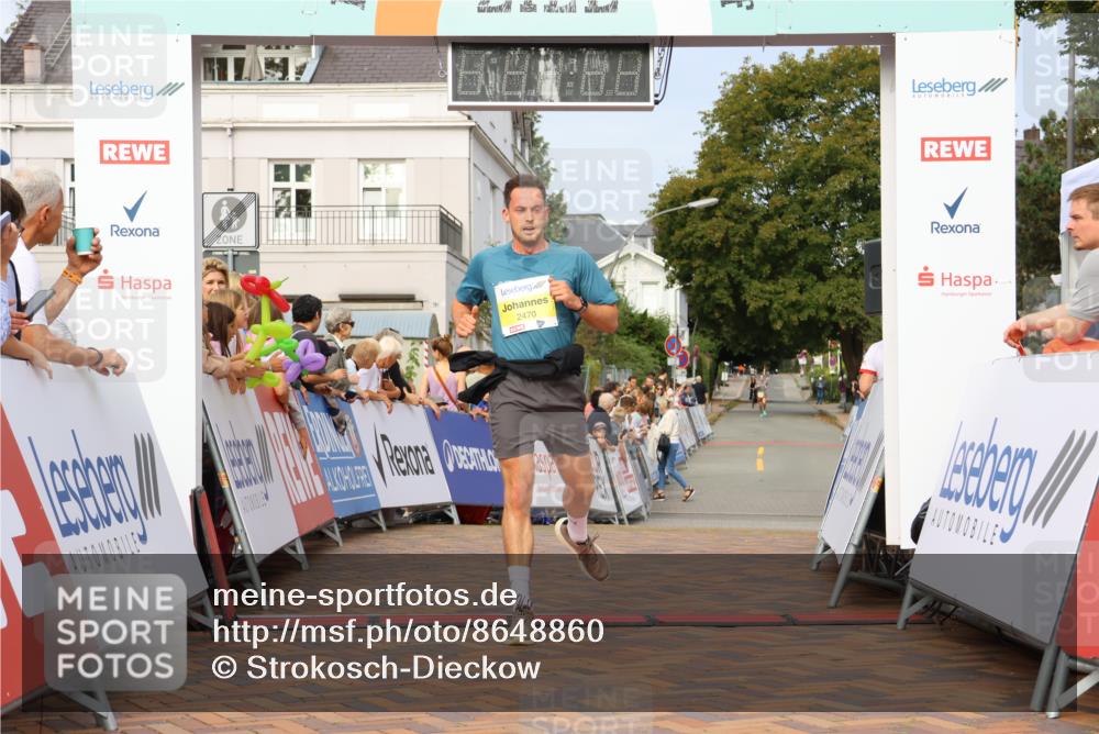 31.08.2025 - 21. Blankeneser Heldenlauf Strokosch-Dieckow http://msf.ph/oto/8648860 31.08.2025 10:16:36 Ziel 2745, 2470 meine-sportfotos.de