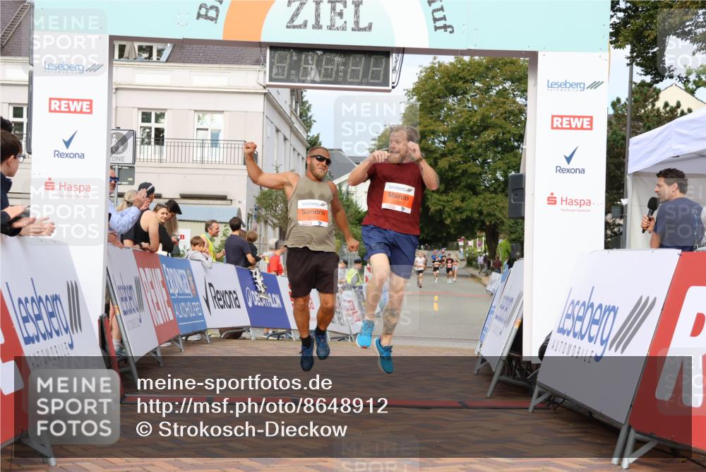 31.08.2025 - 21. Blankeneser Heldenlauf Strokosch-Dieckow http://msf.ph/oto/8648912 31.08.2025 09:46:27 Ziel 1130, 1050, 1053 meine-sportfotos.de