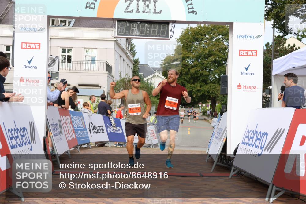 31.08.2025 - 21. Blankeneser Heldenlauf Strokosch-Dieckow http://msf.ph/oto/8648916 31.08.2025 09:46:27 Ziel 1130, 1050, 1053 meine-sportfotos.de