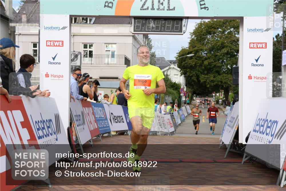 31.08.2025 - 21. Blankeneser Heldenlauf Strokosch-Dieckow http://msf.ph/oto/8648922 31.08.2025 09:46:22 Ziel 1130 meine-sportfotos.de