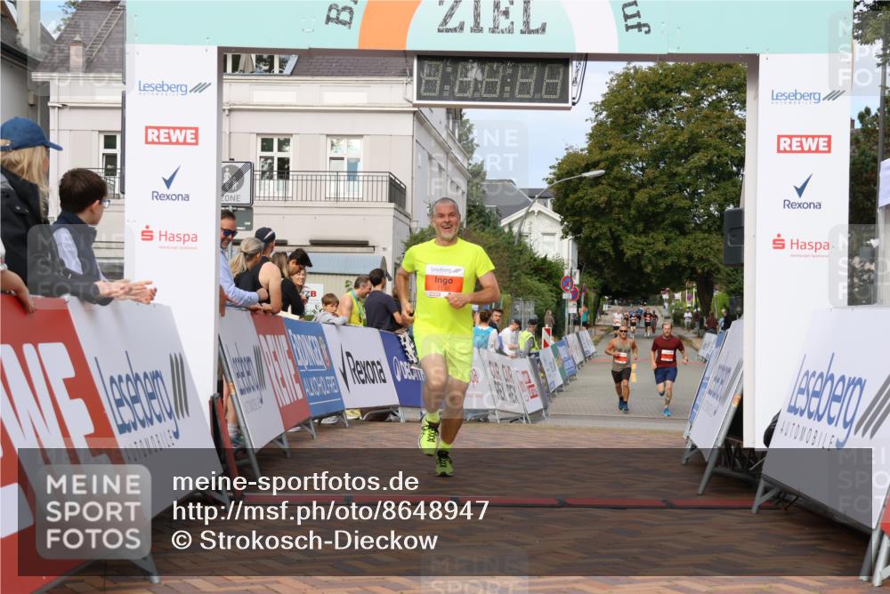 31.08.2025 - 21. Blankeneser Heldenlauf Strokosch-Dieckow http://msf.ph/oto/8648947 31.08.2025 09:46:21 Ziel 1130 meine-sportfotos.de