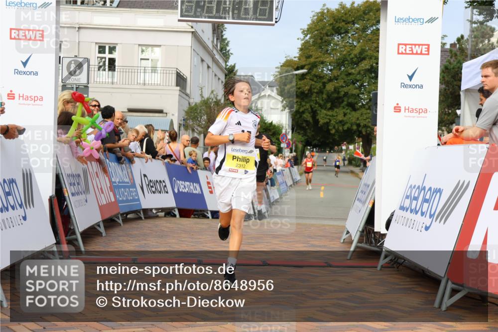 31.08.2025 - 21. Blankeneser Heldenlauf Strokosch-Dieckow http://msf.ph/oto/8648956 31.08.2025 10:16:07 Ziel 2023, 2312 meine-sportfotos.de