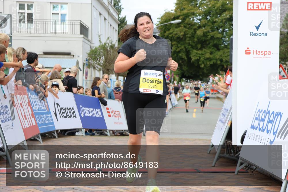 31.08.2025 - 21. Blankeneser Heldenlauf Strokosch-Dieckow http://msf.ph/oto/8649183 31.08.2025 10:33:48 Ziel 2635, 2634, 2530, 2534 meine-sportfotos.de