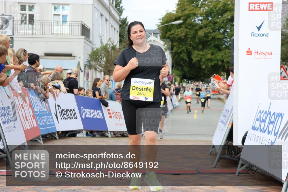 31.08.2025 - 21. Blankeneser Heldenlauf Strokosch-Dieckow http://msf.ph/oto/8649192 31.08.2025 10:33:48 Ziel 2635, 2634, 2530, 2534 meine-sportfotos.de