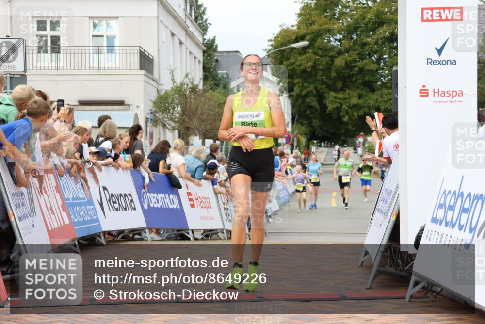 31.08.2025 - 21. Blankeneser Heldenlauf Strokosch-Dieckow http://msf.ph/oto/8649226 31.08.2025 10:49:56 Ziel 3185 meine-sportfotos.de