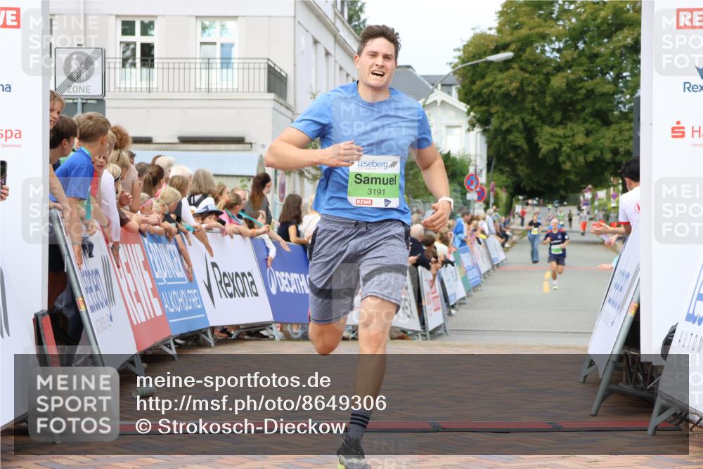 31.08.2025 - 21. Blankeneser Heldenlauf Strokosch-Dieckow http://msf.ph/oto/8649306 31.08.2025 10:49:21 Ziel 2561, 3191 meine-sportfotos.de