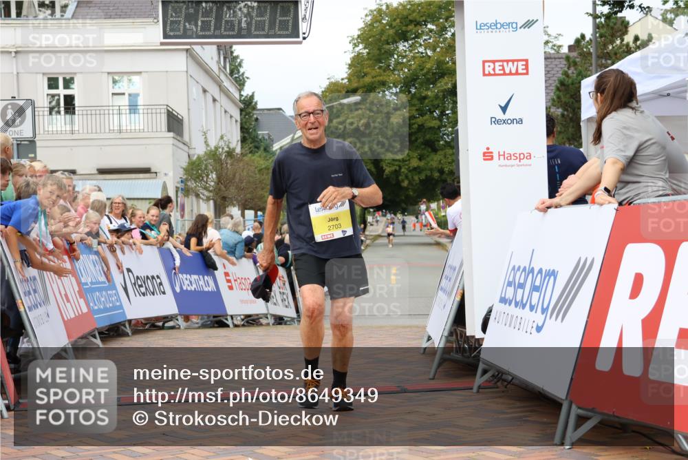 31.08.2025 - 21. Blankeneser Heldenlauf Strokosch-Dieckow http://msf.ph/oto/8649349 31.08.2025 10:48:49 Ziel 2703 meine-sportfotos.de