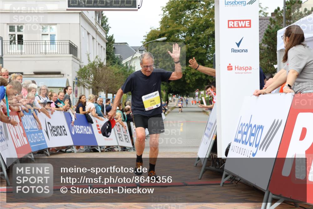 31.08.2025 - 21. Blankeneser Heldenlauf Strokosch-Dieckow http://msf.ph/oto/8649356 31.08.2025 10:48:48 Ziel 2703 meine-sportfotos.de
