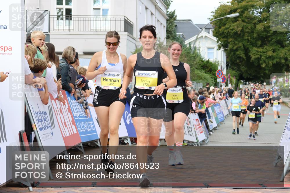 31.08.2025 - 21. Blankeneser Heldenlauf Strokosch-Dieckow http://msf.ph/oto/8649523 31.08.2025 10:32:27 Ziel 2490, 2644, 2182, 2721 meine-sportfotos.de