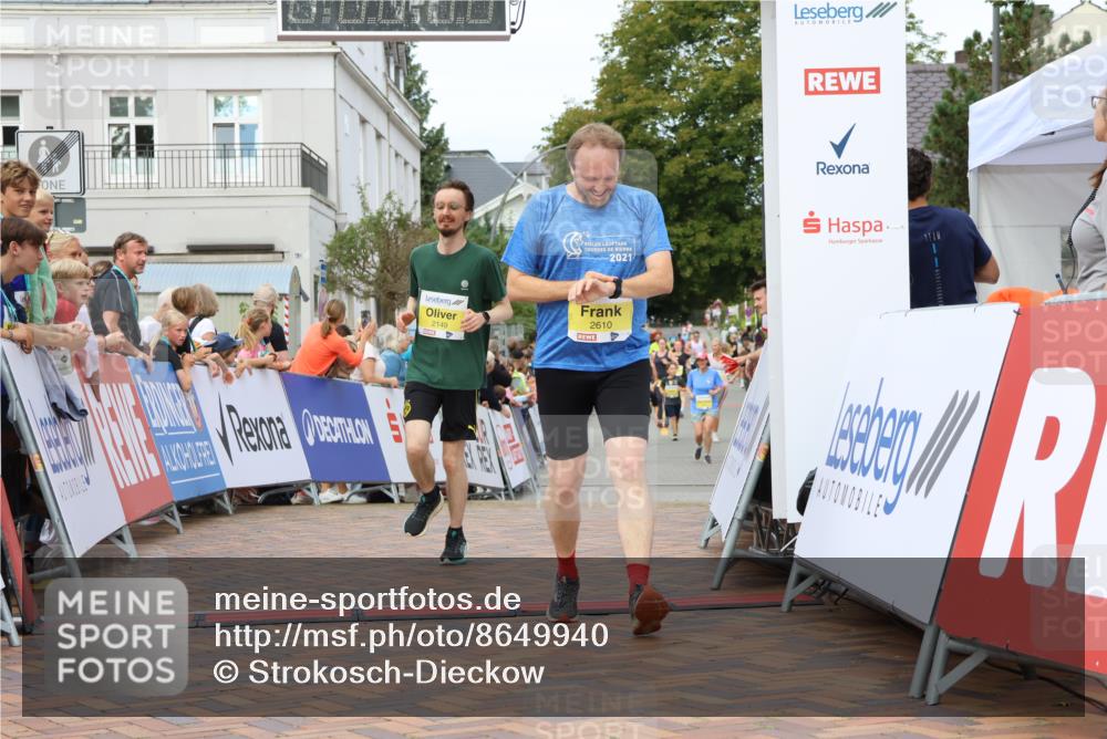 31.08.2025 - 21. Blankeneser Heldenlauf Strokosch-Dieckow http://msf.ph/oto/8649940 31.08.2025 10:40:38 Ziel 2149, 2610 meine-sportfotos.de