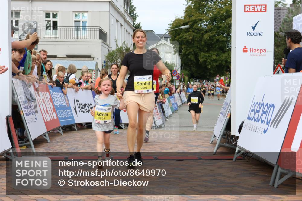 31.08.2025 - 21. Blankeneser Heldenlauf Strokosch-Dieckow http://msf.ph/oto/8649970 31.08.2025 10:40:23 Ziel 2064, 2066, 2660, 2633, 2632, 2482, 2598, 2596 meine-sportfotos.de
