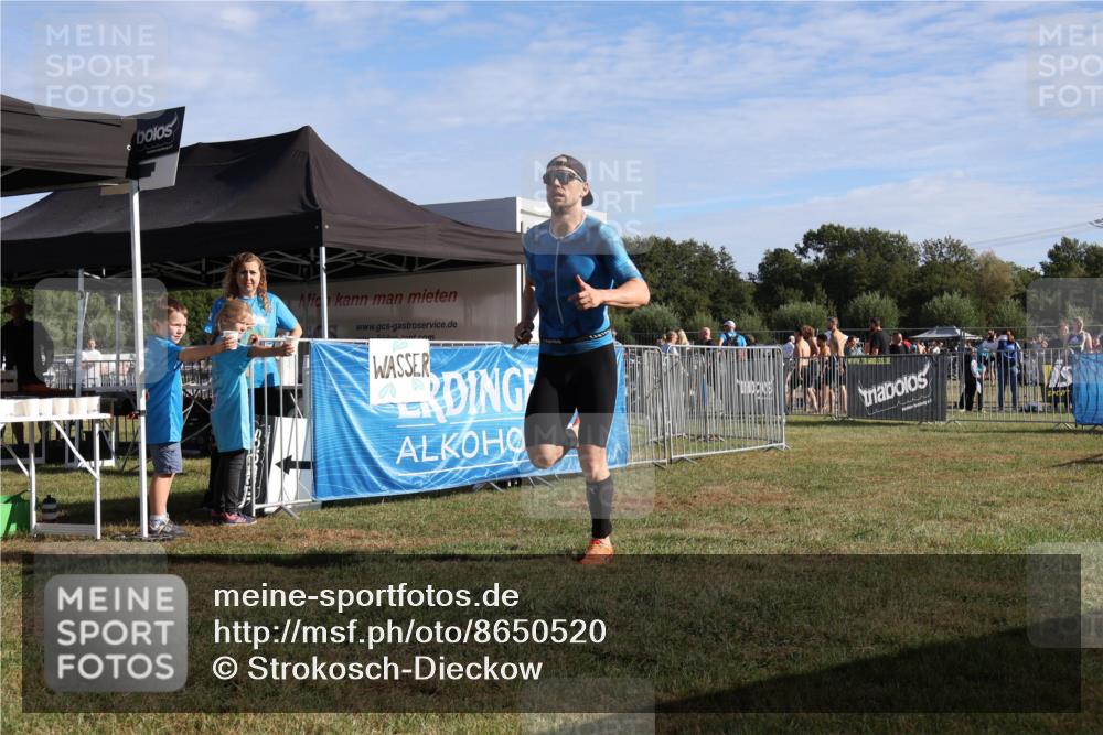 31.08.2025 - Elbe Triathlon Hamburg Strokosch-Dieckow http://msf.ph/oto/8650520 31.08.2025 09:24:31 Laufen  meine-sportfotos.de