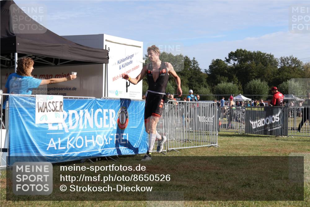 31.08.2025 - Elbe Triathlon Hamburg Strokosch-Dieckow http://msf.ph/oto/8650526 31.08.2025 09:26:19 Laufen 100, 100 meine-sportfotos.de