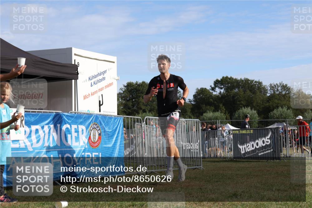 31.08.2025 - Elbe Triathlon Hamburg Strokosch-Dieckow http://msf.ph/oto/8650626 31.08.2025 09:34:25 Laufen 15 meine-sportfotos.de