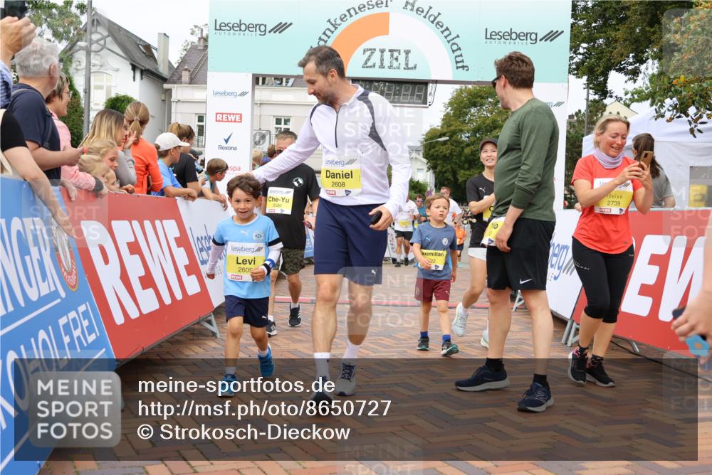 31.08.2025 - 21. Blankeneser Heldenlauf Strokosch-Dieckow http://msf.ph/oto/8650727 31.08.2025 10:36:28 Ziel 2585, 2586, 2739, 2645, 2650, 2744, 2692, 2691, 2608, 2609, 2520, 2522, 2377, 2670, 2674 meine-sportfotos.de