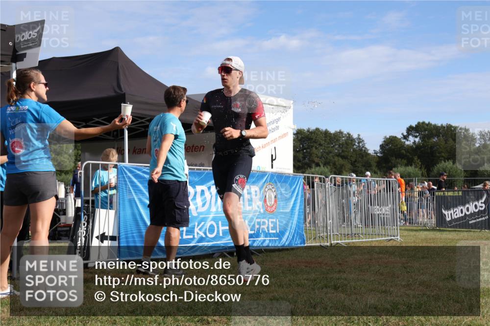 31.08.2025 - Elbe Triathlon Hamburg Strokosch-Dieckow http://msf.ph/oto/8650776 31.08.2025 09:41:22 Laufen 100, 100 meine-sportfotos.de