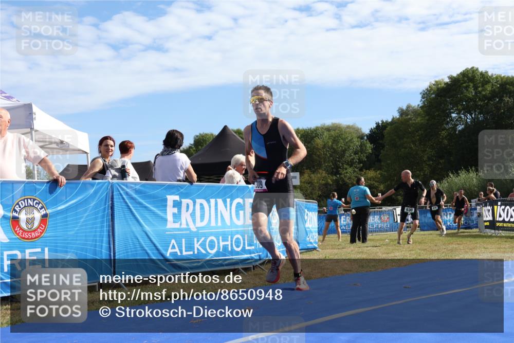 31.08.2025 - Elbe Triathlon Hamburg Strokosch-Dieckow http://msf.ph/oto/8650948 31.08.2025 10:30:15 Ziel 192, 309 meine-sportfotos.de