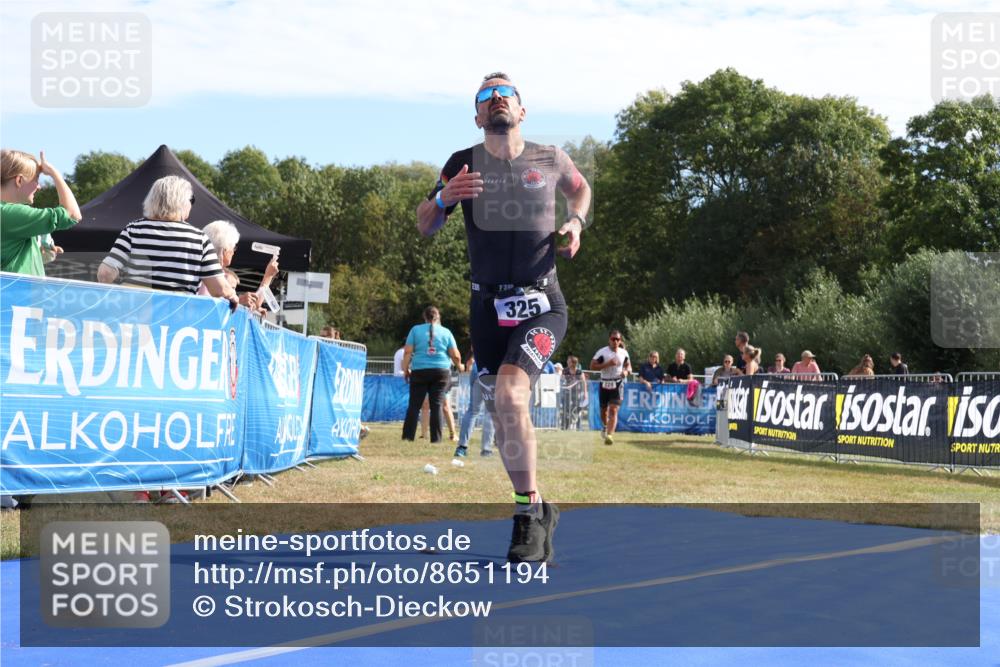 31.08.2025 - Elbe Triathlon Hamburg Strokosch-Dieckow http://msf.ph/oto/8651194 31.08.2025 10:39:48 Ziel 228, 325 meine-sportfotos.de
