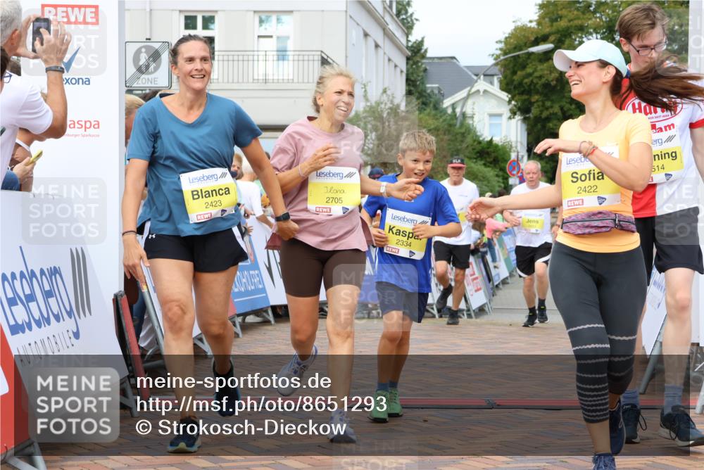 31.08.2025 - 21. Blankeneser Heldenlauf Strokosch-Dieckow http://msf.ph/oto/8651293 31.08.2025 10:29:50 Ziel 2683, 2322, 2248, 2250, 2423, 2422, 2705, 2455, 2545, 2544, 2514, 2603, 2602, 2532, 2334 meine-sportfotos.de