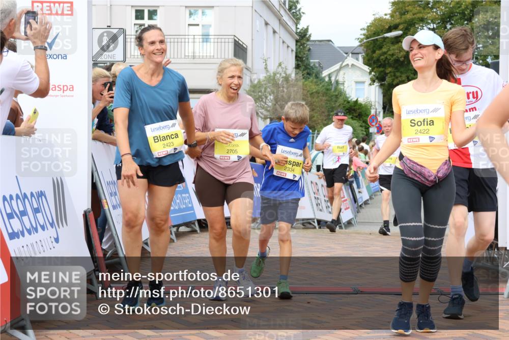 31.08.2025 - 21. Blankeneser Heldenlauf Strokosch-Dieckow http://msf.ph/oto/8651301 31.08.2025 10:29:50 Ziel 2683, 2322, 2248, 2250, 2423, 2422, 2705, 2455, 2545, 2544, 2514, 2603, 2602, 2532, 2334 meine-sportfotos.de