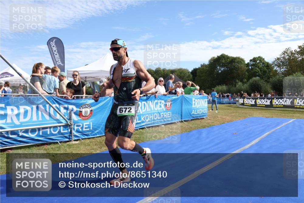 31.08.2025 - Elbe Triathlon Hamburg Strokosch-Dieckow http://msf.ph/oto/8651340 31.08.2025 10:44:57 Ziel 367, 672 meine-sportfotos.de