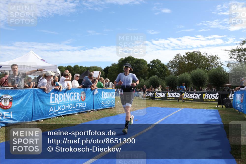 31.08.2025 - Elbe Triathlon Hamburg Strokosch-Dieckow http://msf.ph/oto/8651390 31.08.2025 10:46:43 Ziel 268, 429 meine-sportfotos.de