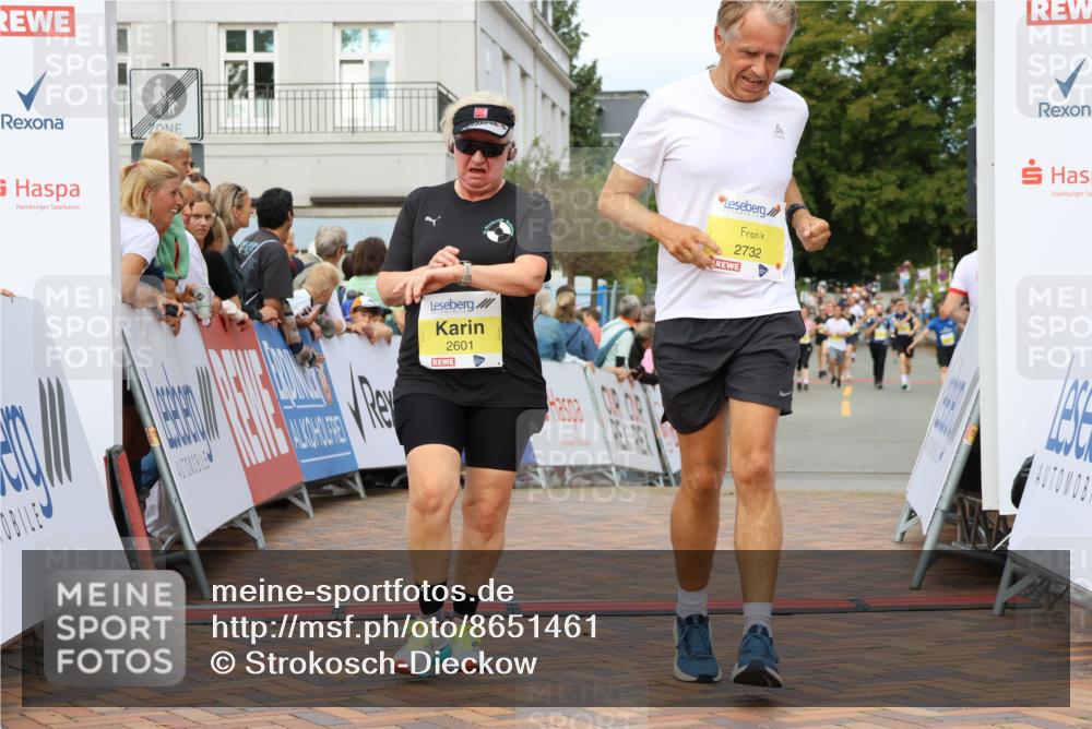31.08.2025 - 21. Blankeneser Heldenlauf Strokosch-Dieckow http://msf.ph/oto/8651461 31.08.2025 10:29:21 Ziel 2601, 2732 meine-sportfotos.de