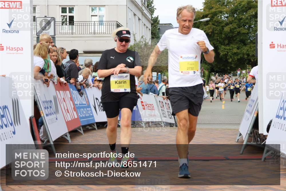 31.08.2025 - 21. Blankeneser Heldenlauf Strokosch-Dieckow http://msf.ph/oto/8651471 31.08.2025 10:29:21 Ziel 2601, 2732 meine-sportfotos.de