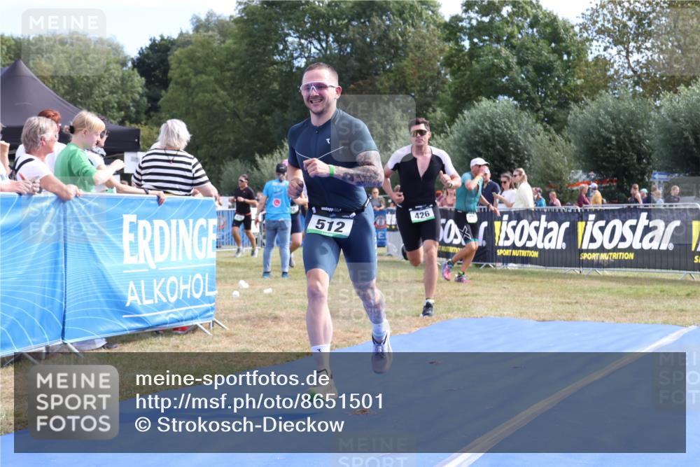 31.08.2025 - Elbe Triathlon Hamburg Strokosch-Dieckow http://msf.ph/oto/8651501 31.08.2025 10:48:42 Ziel 426, 512 meine-sportfotos.de