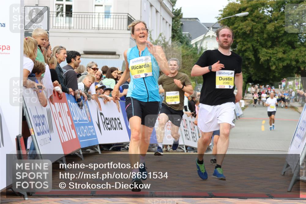 31.08.2025 - 21. Blankeneser Heldenlauf Strokosch-Dieckow http://msf.ph/oto/8651534 31.08.2025 10:29:08 Ziel 2246, 2035, 2457, 2212, 2230, 2391, 2091, 2089 meine-sportfotos.de