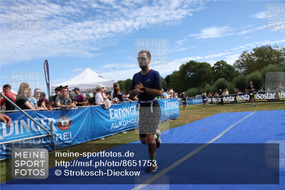 31.08.2025 - Elbe Triathlon Hamburg Strokosch-Dieckow http://msf.ph/oto/8651753 31.08.2025 10:55:51 Ziel 360, 519 meine-sportfotos.de