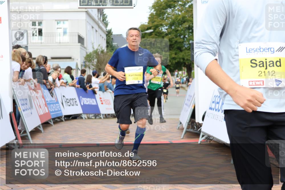 31.08.2025 - 21. Blankeneser Heldenlauf Strokosch-Dieckow http://msf.ph/oto/8652596 31.08.2025 10:28:02 Ziel 2112, 2068, 2067, 2741, 2343, 2659, 2261 meine-sportfotos.de