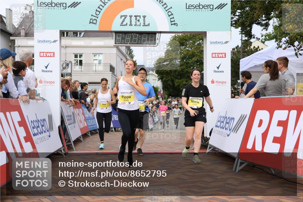 31.08.2025 - 21. Blankeneser Heldenlauf Strokosch-Dieckow http://msf.ph/oto/8652795 31.08.2025 10:27:54 Ziel 2577, 2775, 2425, 2345, 2344, 2343, 2402, 2197 meine-sportfotos.de