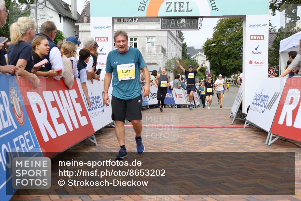 31.08.2025 - 21. Blankeneser Heldenlauf Strokosch-Dieckow http://msf.ph/oto/8653202 31.08.2025 10:26:43 Ziel 2022, 2706, 2057, 2013, 2648, 2007, 2607, 2646, 2487, 2354, 2296 meine-sportfotos.de