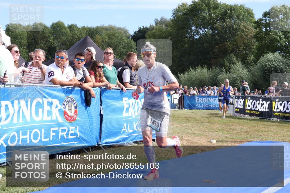 31.08.2025 - Elbe Triathlon Hamburg Strokosch-Dieckow http://msf.ph/oto/8655103 31.08.2025 11:45:07 Ziel 711, 1303, 1327, 1479 meine-sportfotos.de