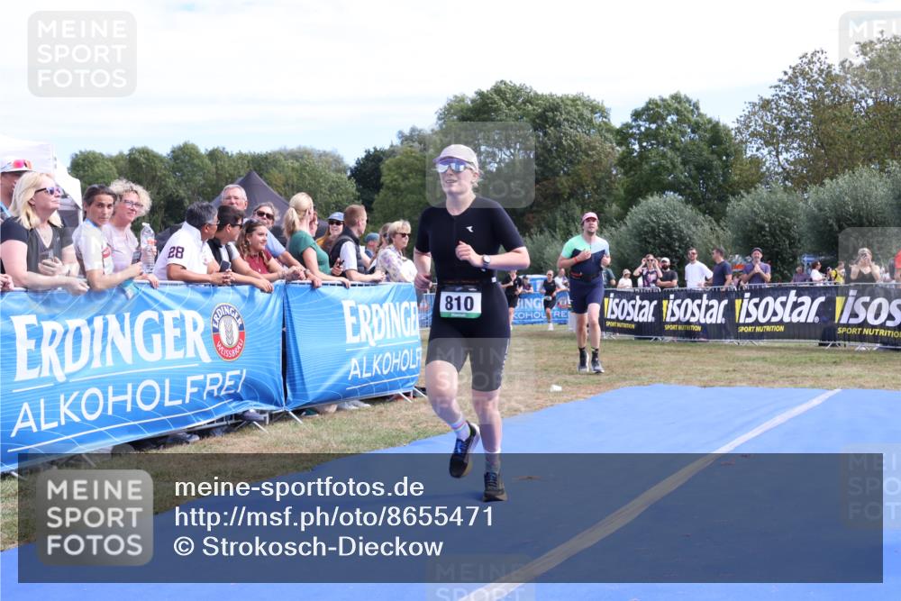 31.08.2025 - Elbe Triathlon Hamburg Strokosch-Dieckow http://msf.ph/oto/8655471 31.08.2025 11:50:47 Ziel 587, 790, 810, 1364, 1396, 1398, 1487 meine-sportfotos.de