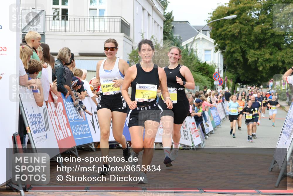 31.08.2025 - 21. Blankeneser Heldenlauf Strokosch-Dieckow http://msf.ph/oto/8655834 31.08.2025 10:32:26 Ziel 2490, 2644, 2131, 2182, 2627, 2721 meine-sportfotos.de