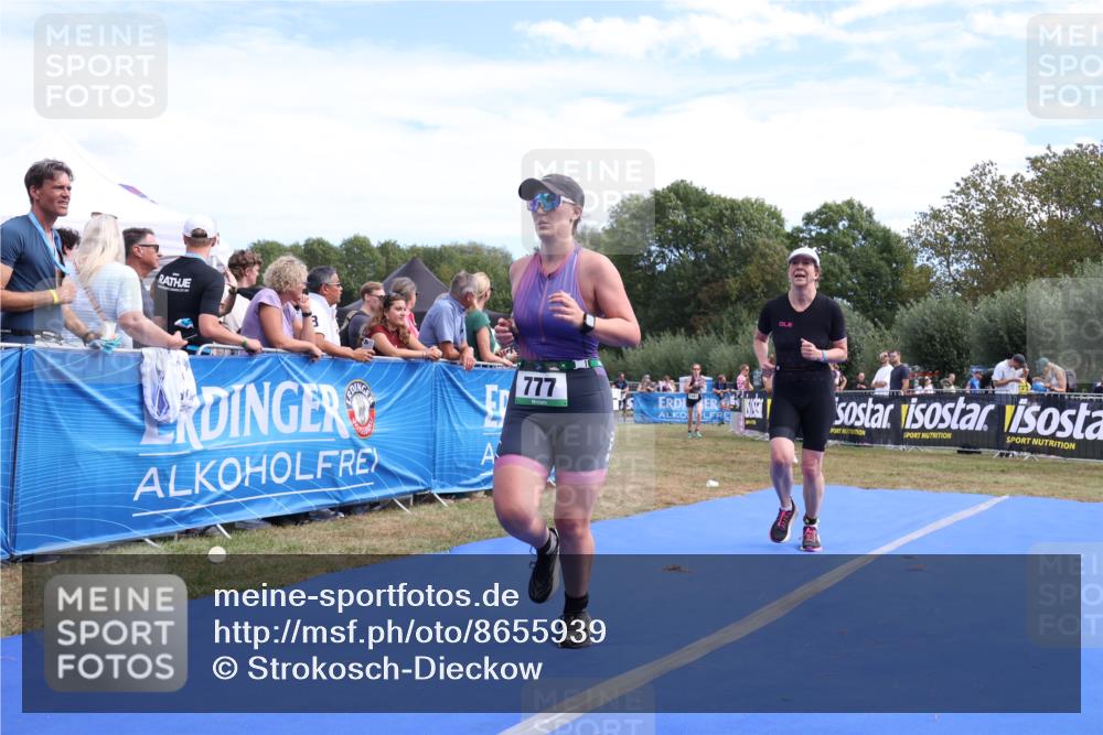 31.08.2025 - Elbe Triathlon Hamburg Strokosch-Dieckow http://msf.ph/oto/8655939 31.08.2025 11:56:39 Ziel 777, 1410, 1481, 1498 meine-sportfotos.de