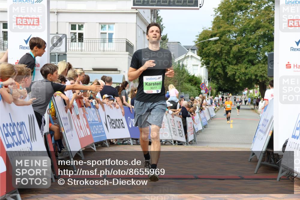 31.08.2025 - 21. Blankeneser Heldenlauf Strokosch-Dieckow http://msf.ph/oto/8655969 31.08.2025 10:58:49 Ziel 3077 meine-sportfotos.de