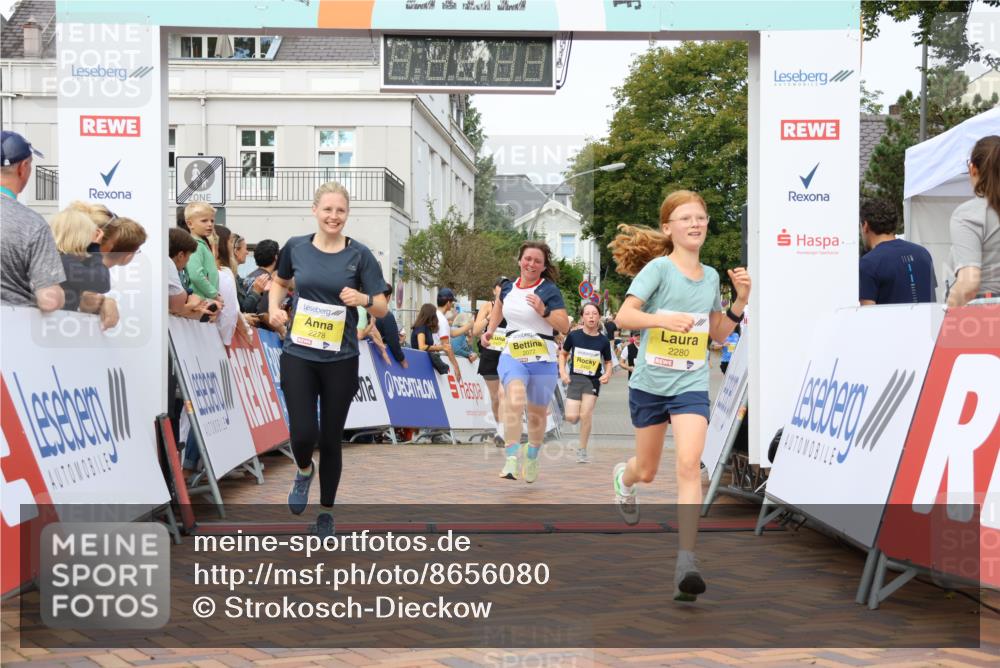 31.08.2025 - 21. Blankeneser Heldenlauf Strokosch-Dieckow http://msf.ph/oto/8656080 31.08.2025 10:31:49 Ziel 2077, 2407, 2280, 2462, 2340, 2278 meine-sportfotos.de