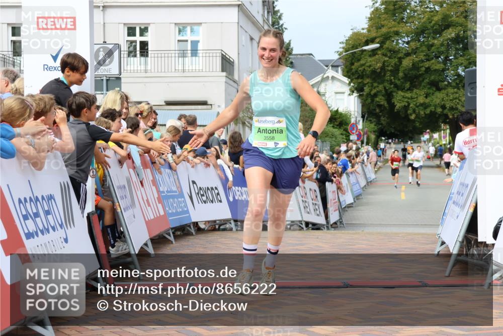 31.08.2025 - 21. Blankeneser Heldenlauf Strokosch-Dieckow http://msf.ph/oto/8656222 31.08.2025 10:58:24 Ziel 3558 meine-sportfotos.de